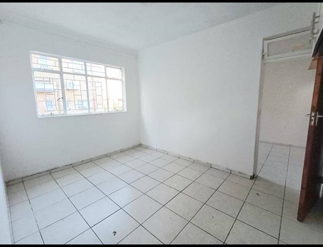 2 BEDROOM PROPERTY TO RENT IN LAUDIUM